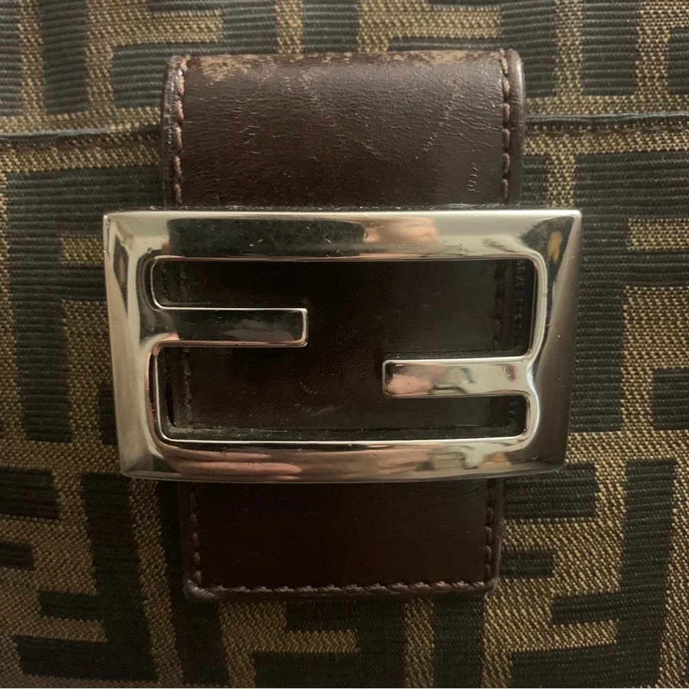 Authentic Fendi Mama Zucca shoulder bag - Picture 3 of 16